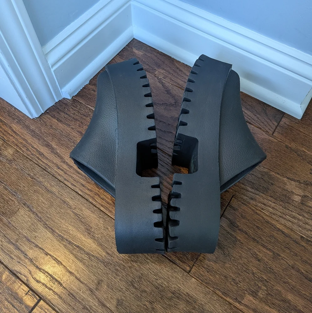 Jeffrey Campbell Black Platform Clog Mules - Picture 5 of 8